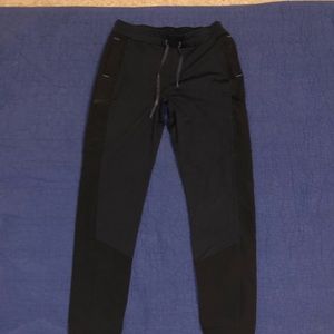 Title Nine joggers size med
